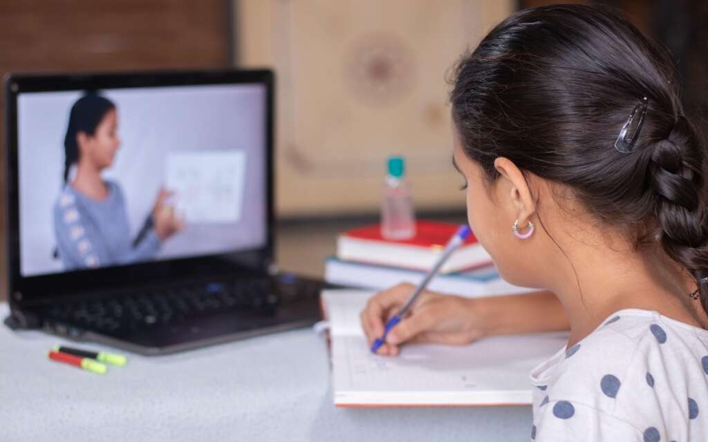 Covid-19: UAE students prefer digital learning to classrooms - News |  Khaleej Times
