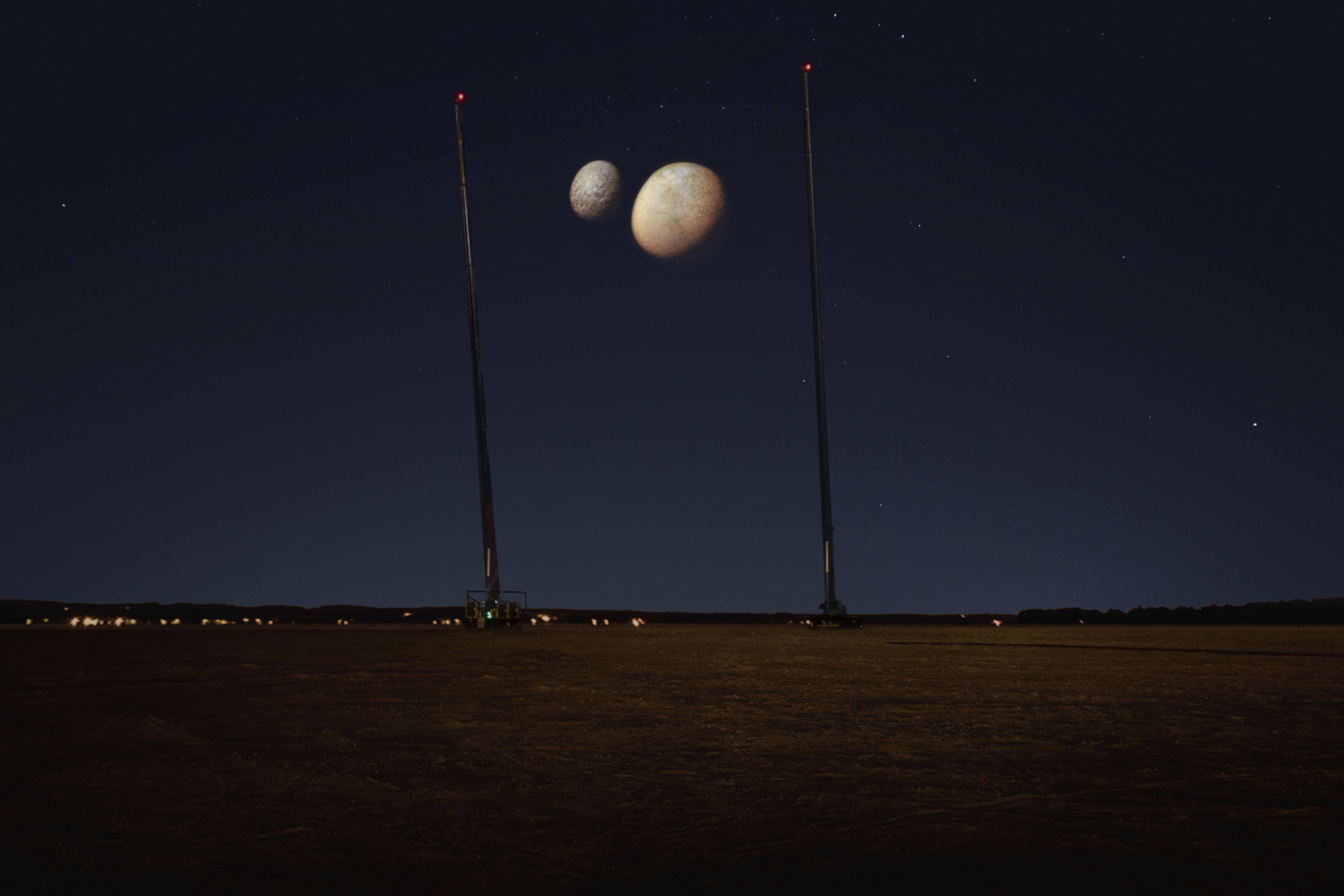 Solved "Double Moon", Dubai, UAE. [Projection] Metabunk