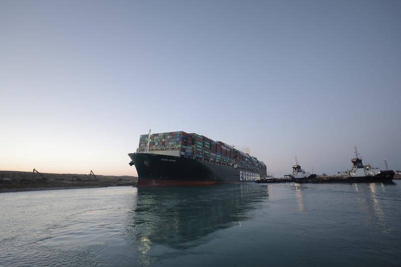 Suez Canal crisis: Stranded Ever Given starts engines ...