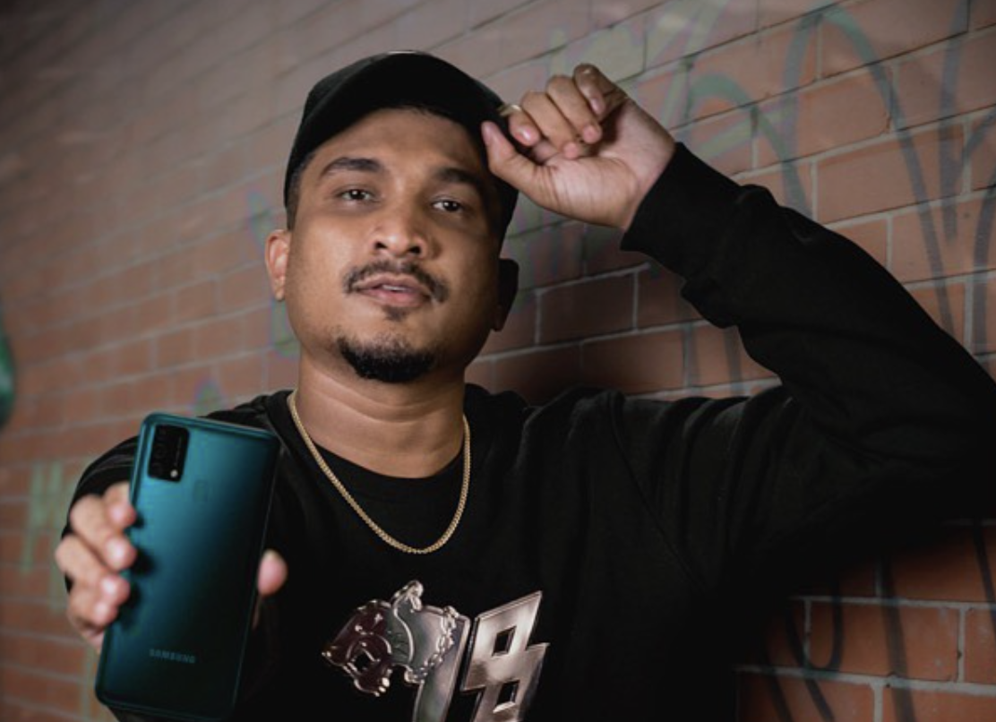 divine-talks-about-being-first-indian-rapper-to-feature-on-times-square