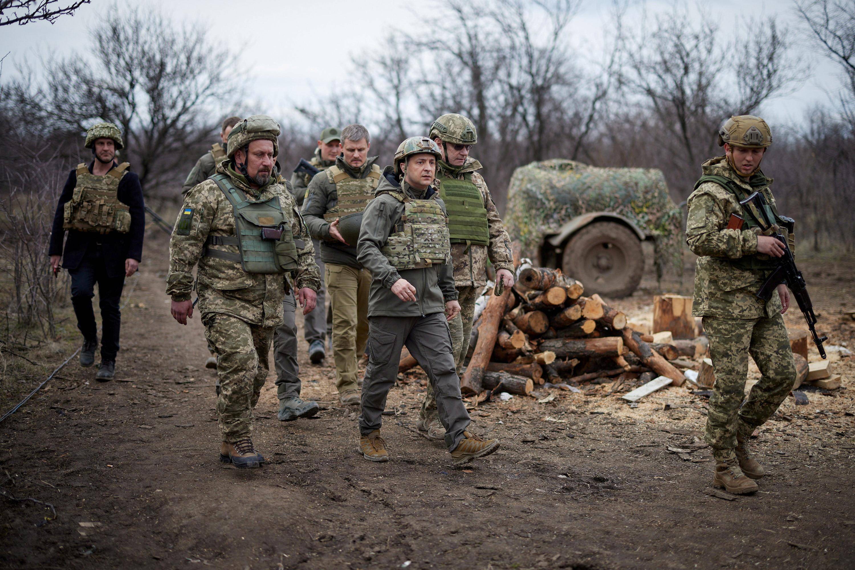 Lowtomedium risk of Russian invasion of Ukraine in next few weeks US