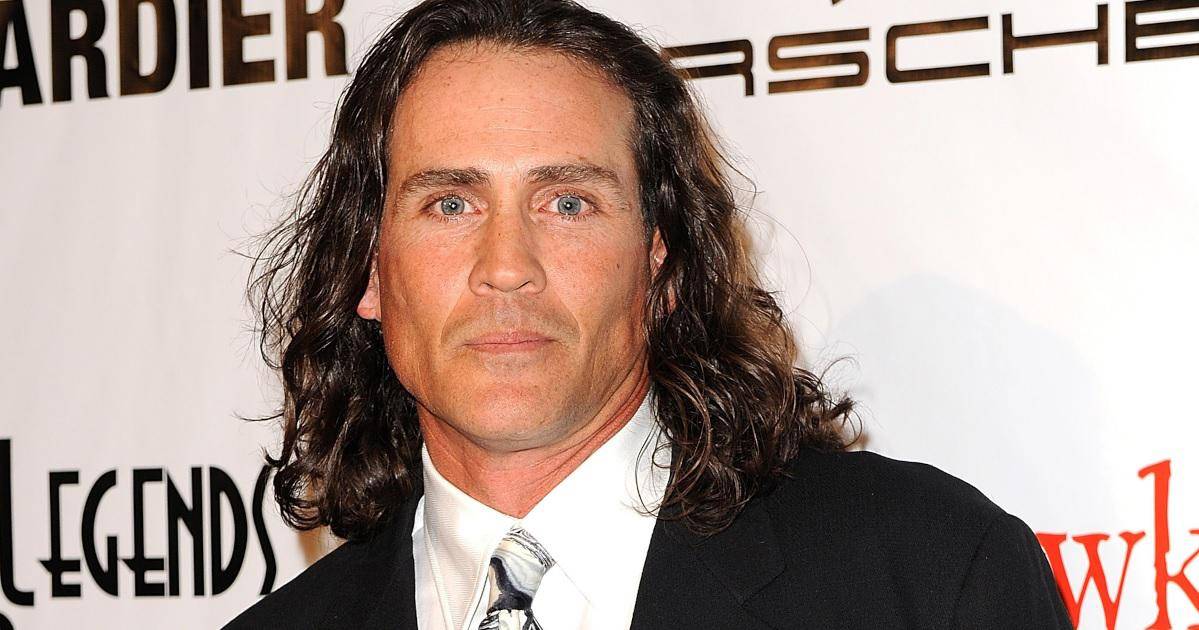 Ex-‘Tarzan’ actor Joe Lara among 7 killed in plane crash – News