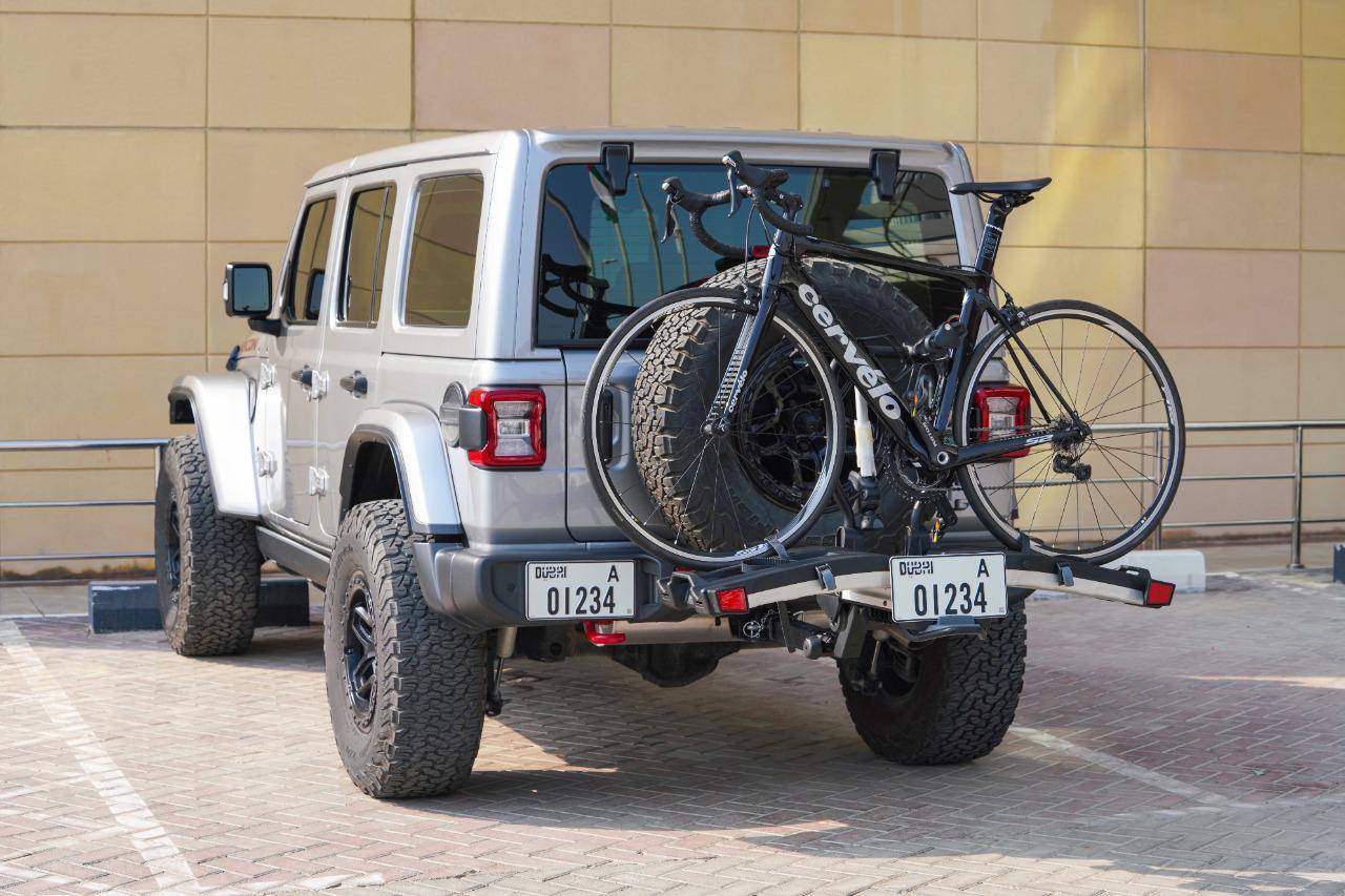 dubai-pay-35-dirhams-to-buy-additional-license-plate-numbers-for-bike