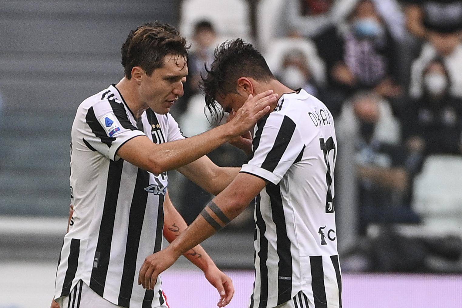 Paolo Dybala limped off against Sampdoria with respective hamstring and thigh injuries and might miss the Juventus vs Chelsea clash | SportzPoint